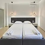 Premium Pirali With Free Parking Apartment