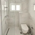 Premium Pirali With Free Parking Apartment