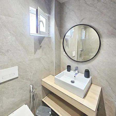 Apartment Pirali With Free Parking Sarande