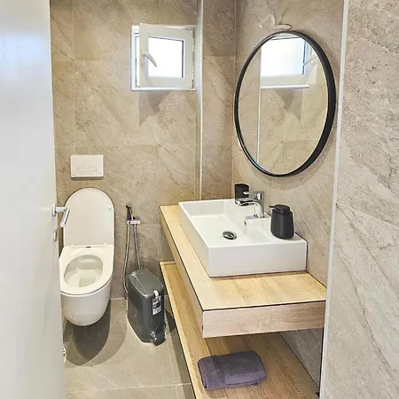 Premium Pirali With Free Parking * ساراندا