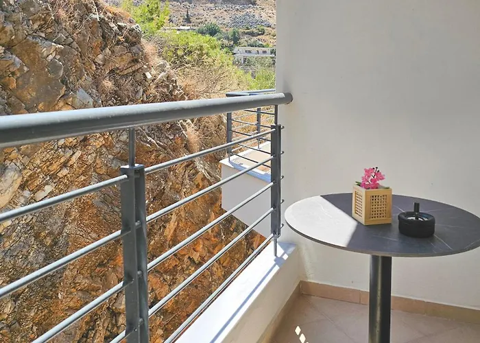 Premium Pirali With Free Parking Apartment Sarandë
